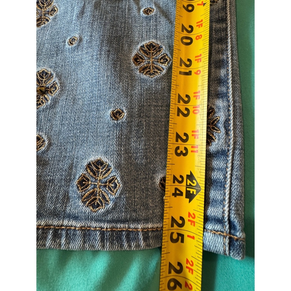 Chico's So Slimming Girlfriend Slim Leg Ankle Jeans 3 XL Embroidered Beaded - Picture 10 of 11